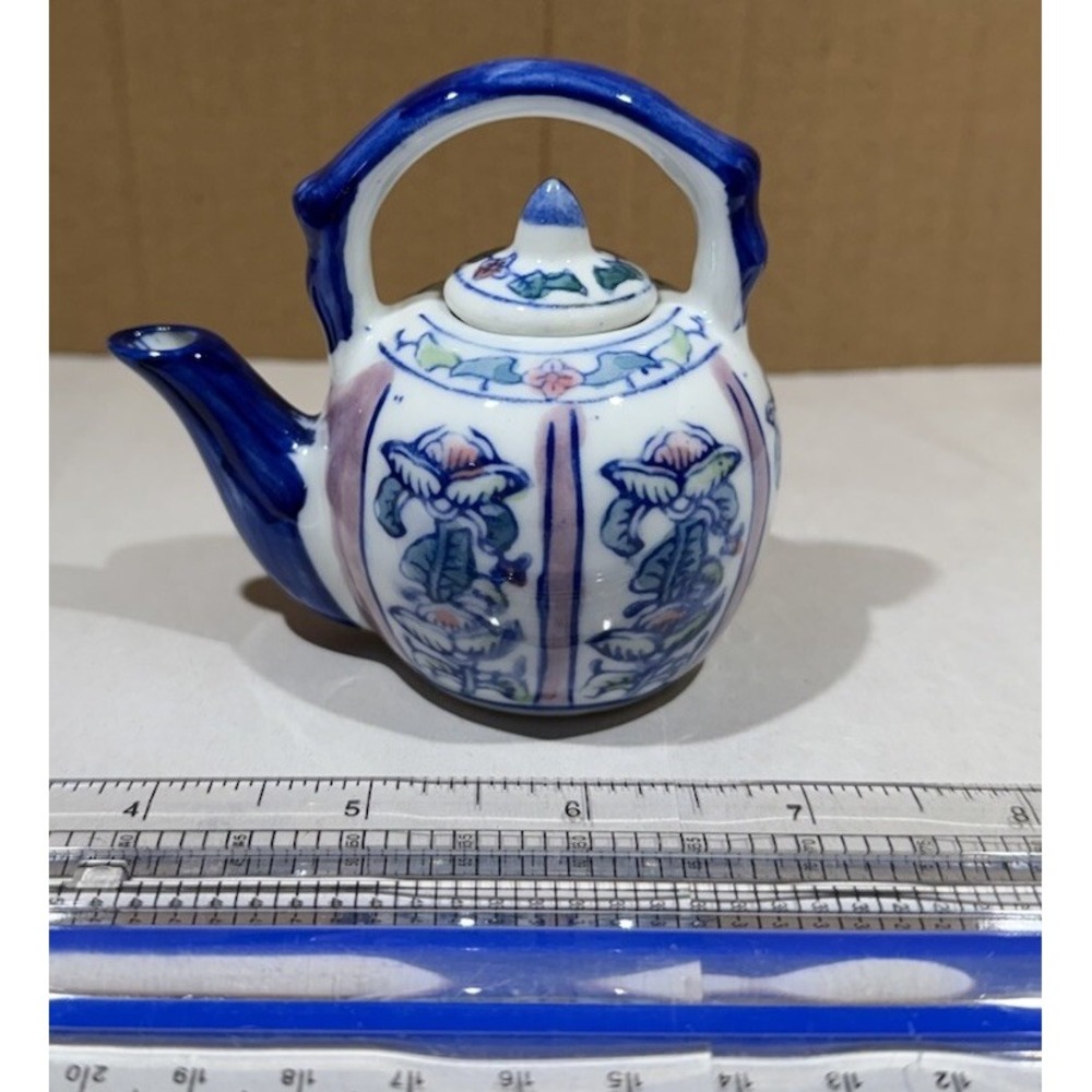 Vtg BEN RICKERT Miniature Teapot with Lid SIGNED Round Shape Asian Style